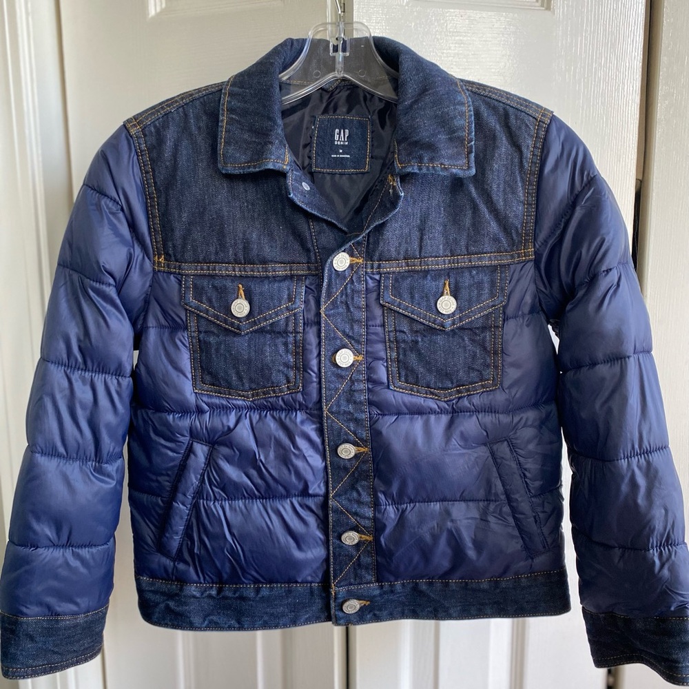 GAP kids denim puffer coat
Excellent condition